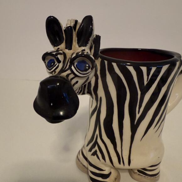Lynda Corneille Swak Zebra Mug Safari Artistic Handcrafted 7" W x 6.5" L - Picture 3 of 8